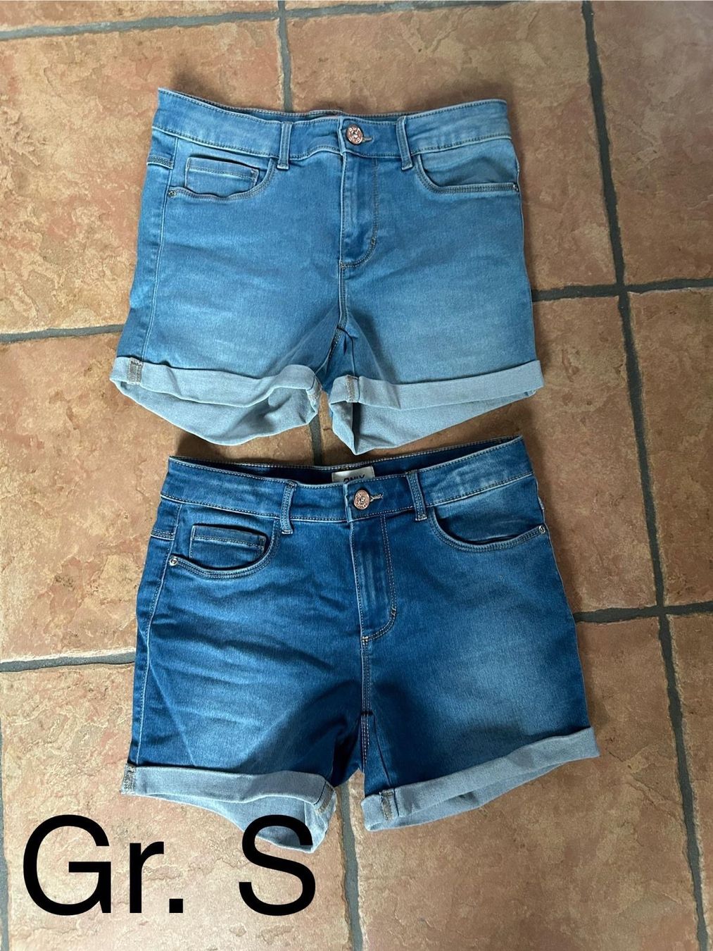 Pantaloni: Hotpants – Usato da Stansstad venduto da Freak93