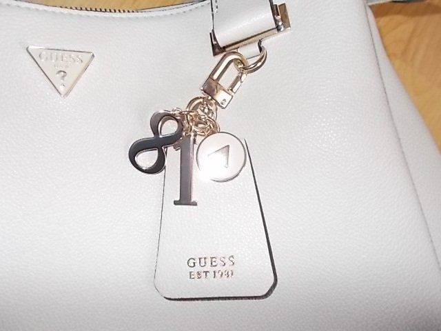 Guess Borse da donna: Neue Guess Tasche – Nuovo e nell'imballaggio originale da Chexbres venduto da indi03 2