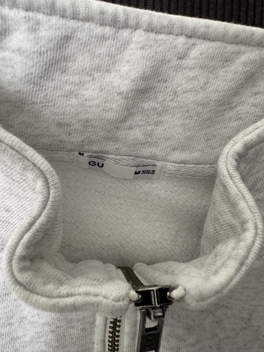 Pullover & Sweatshirts: Pullover light grey size M – Gebraucht aus Dübendorf von uji_p2hg 1