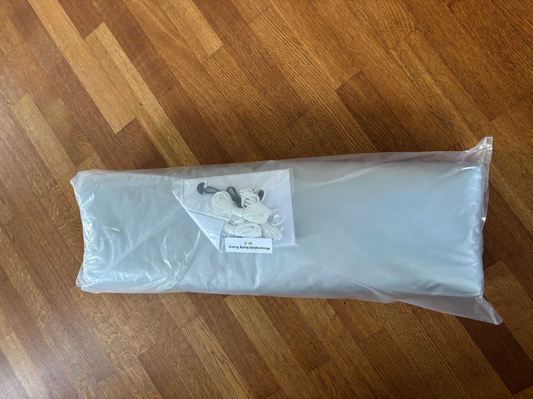 Sonstiges: Blache / Winterabdeckung Gaskasten Wohnwagen Knaus – Neu und originalverpackt aus Zell ZH von ruedib2007 1
