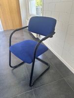 Bürostuhl / Besucherstuhl blau mit Armlehne,
