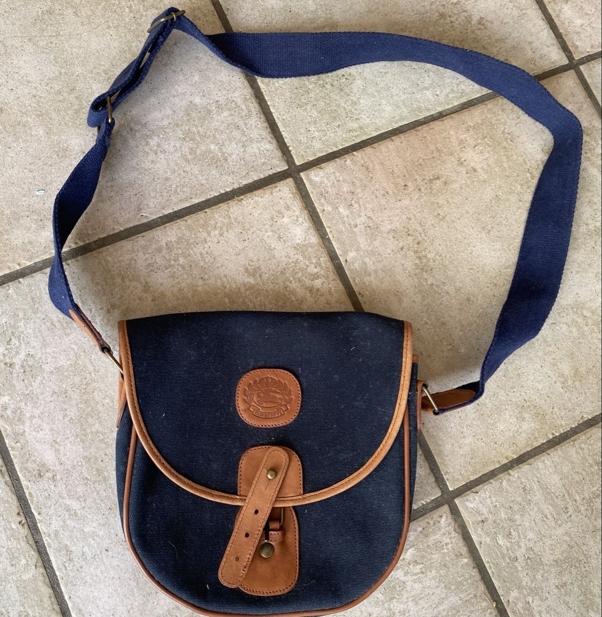 Burberry Sacs femmes: Sac vintage Burberrys  – Neuf (Voir description) à Courtételle par goalina