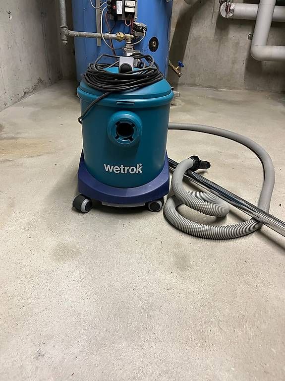 Aspirapolveri & Accessori: Wetrock Staubsauger  – Usato da Bremgarten b. Bern venduto da Rebollo1 1