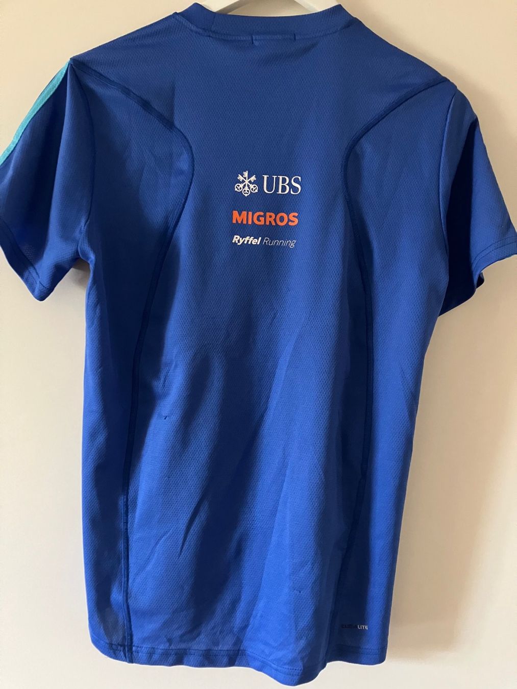 T-shirts: Funktions Shirt – D'occasion à Uster par Power28 1