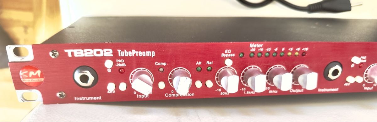 Strumenti musicali: SM pro Audio TB 202 Tube Pre Amp – Usato da Wabern venduto da Sunlight777 1