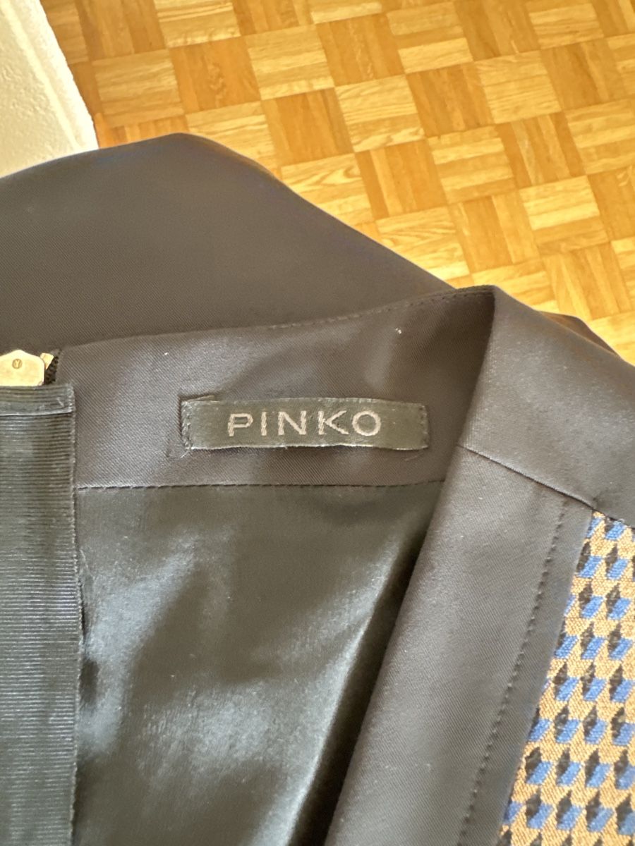Pinko Vestiti: PINKO Shift Dress Size 36DE – Usato da Fällanden venduto da emilyeheim 6