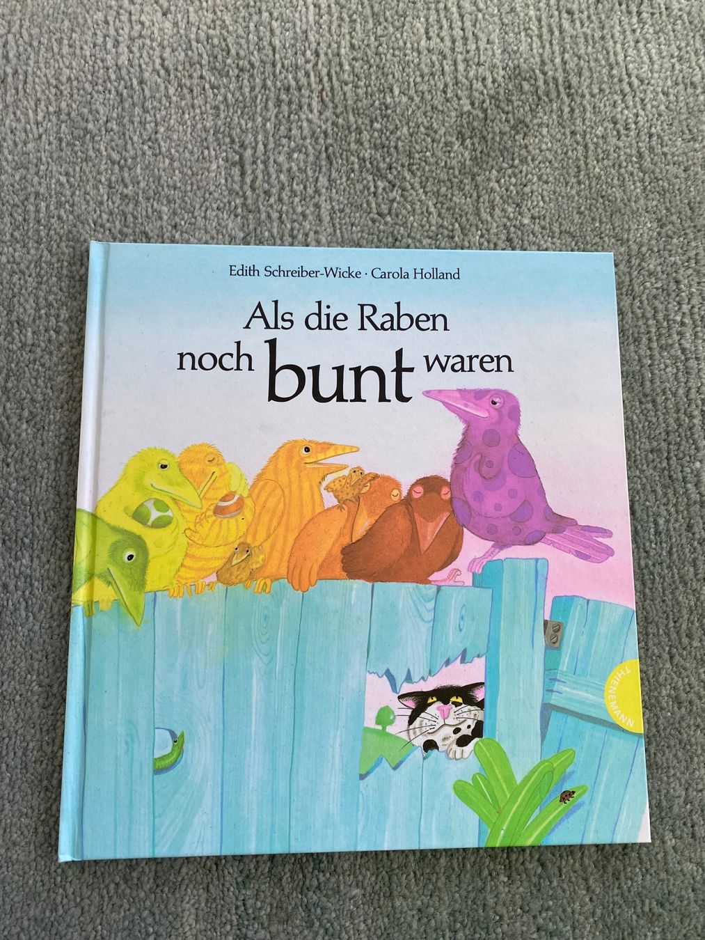 Libri: Kinderbuch "Als die Raben noch bunt waren" – Nuovo (secondo la descrizione) da Russikon venduto da mofu961