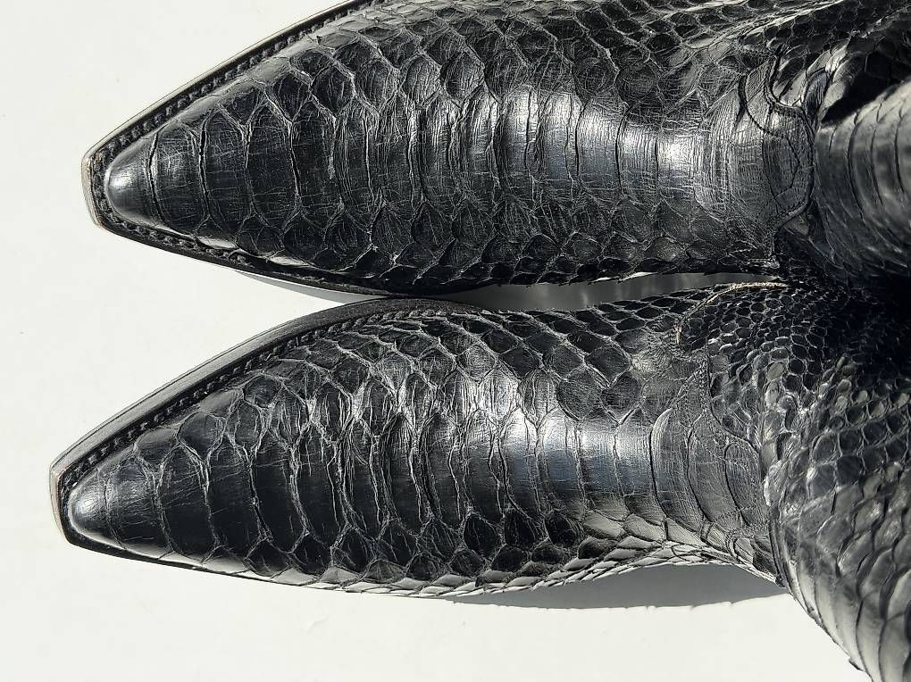 Scarpe da uomo: Bottes reptile Tony Mora – Usato da Bellevue venduto da belakali
