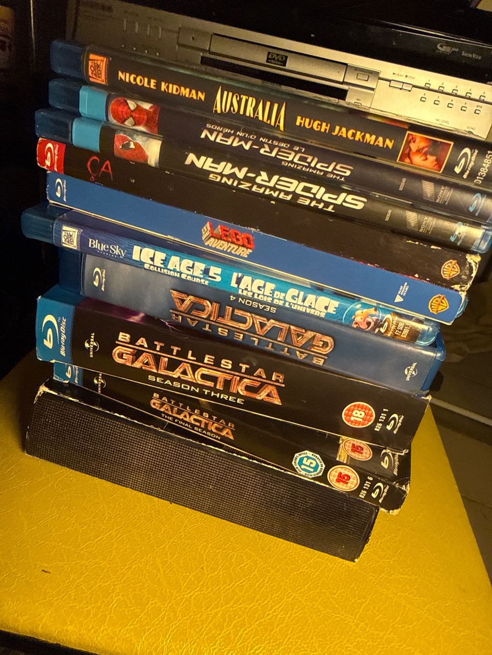 Tutti i DVDs: Lot Films Blu Ray plus lecteur BD Philips – Usato da St imier venduto da sav_bjf9