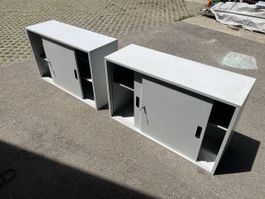 Metallschränke mit Schiebetüren/ Werkstatt / 2Stück
