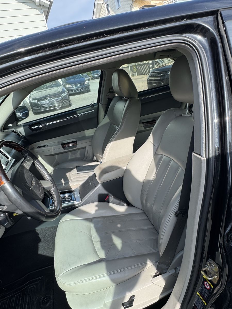 Chrysler Automobili: Chrysler 300C 3.0CRD Automat – Usato da Diepoldsau venduto da inf_rn78 5