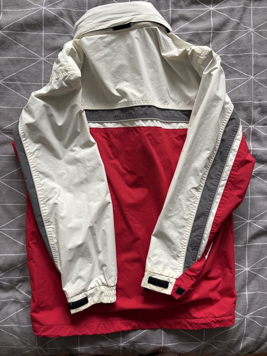 Jacken: Winter jacket for kinder old school size 164  – Gebraucht aus Belfaux von vik_c6z2 1
