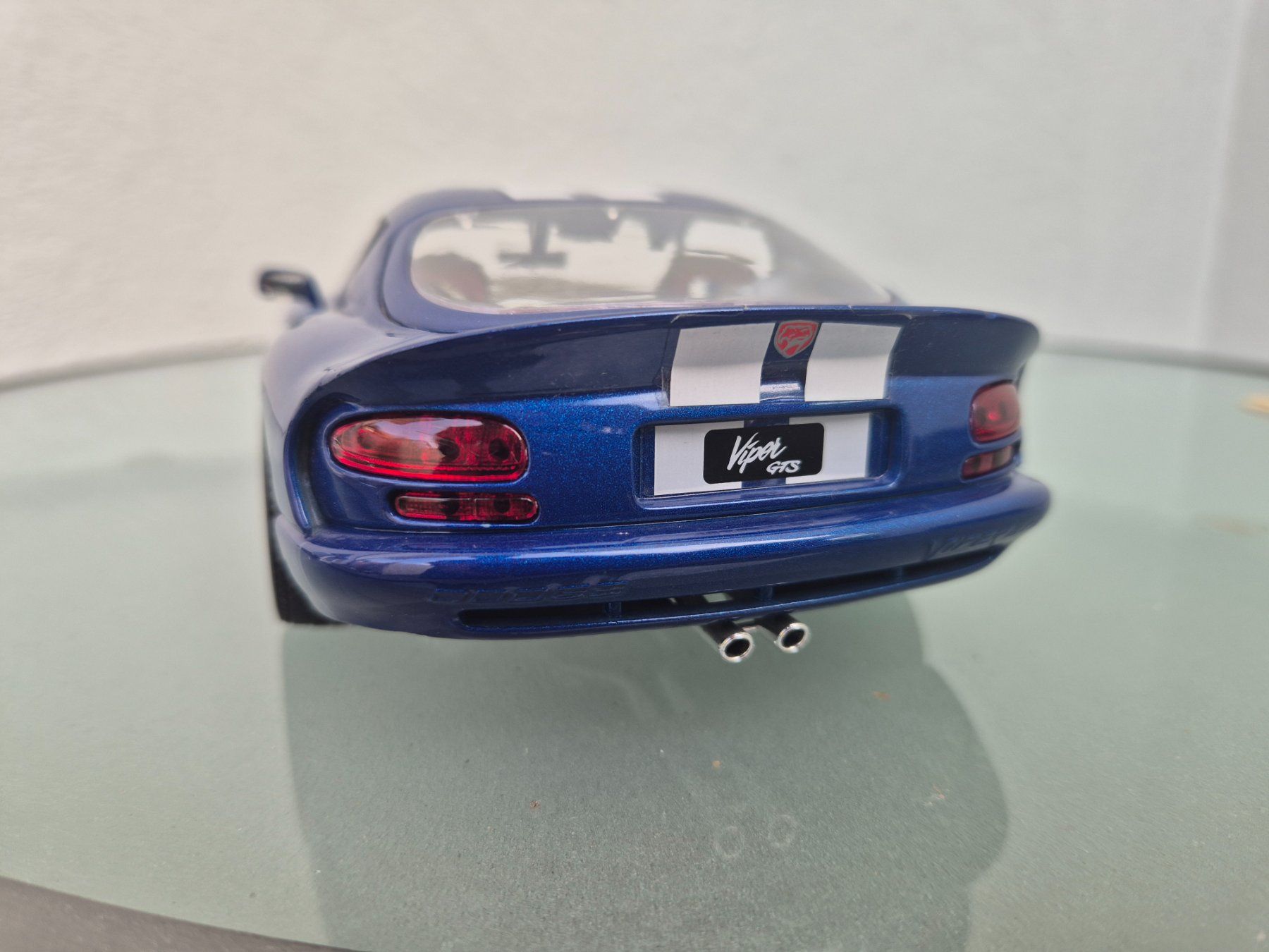 Dodge Voitures modèles: Dodge Viper GTS von Burago 1:18 – D'occasion à Oberbuchsiten par laffite54 7
