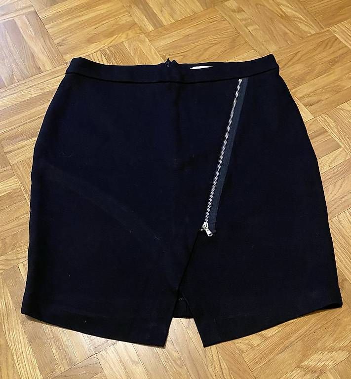 Esprit Röcke: ESPRIT: jupe noir asymétrique taille 36/S – Neu (gemäss Beschreibung) aus Lausanne von loi_8msc