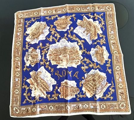 🧣 Foulard Soie Rome 90x90 – Colisée, Trevi, Saint-Pierre 💙
