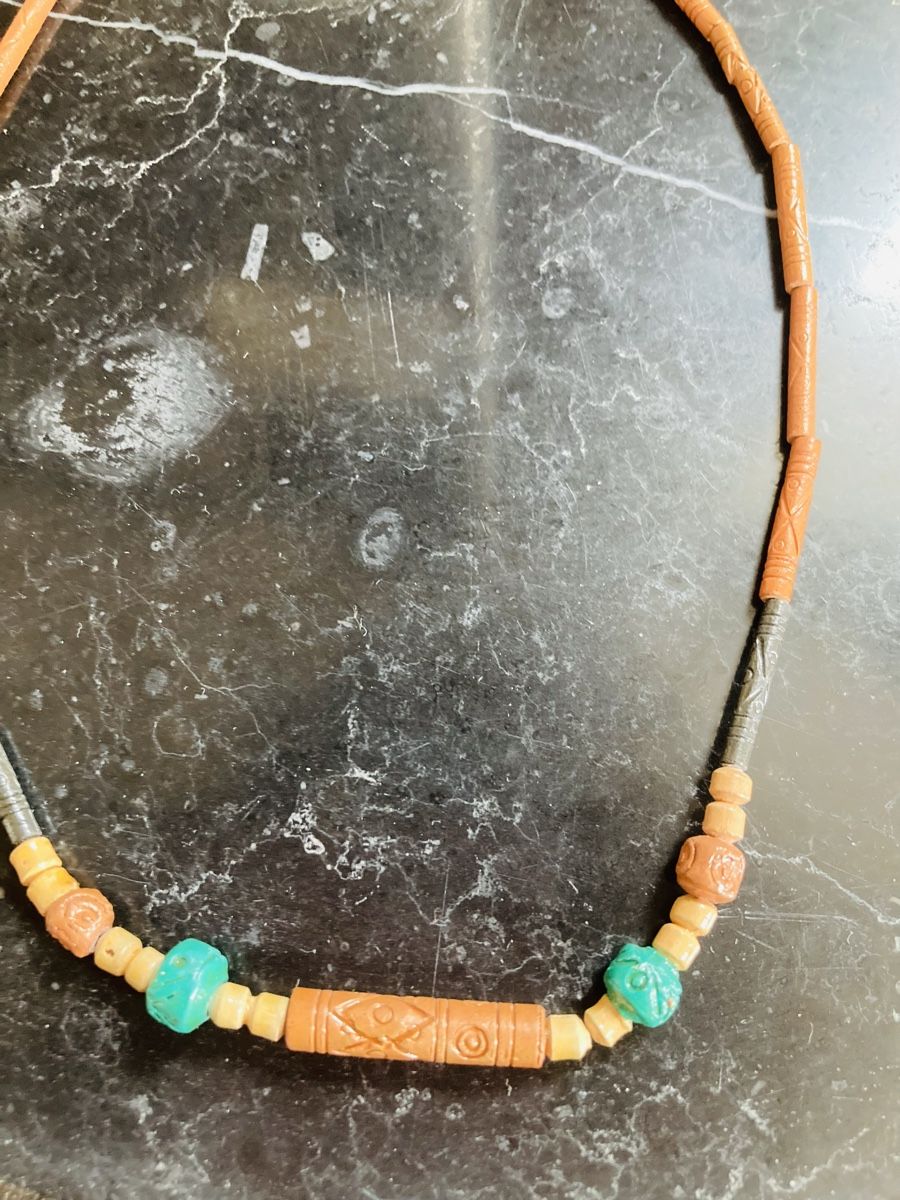 Sonstiger Schmuck: Lot de trois colliers africains – Neu und originalverpackt aus Ardon von hel_2sxp 7