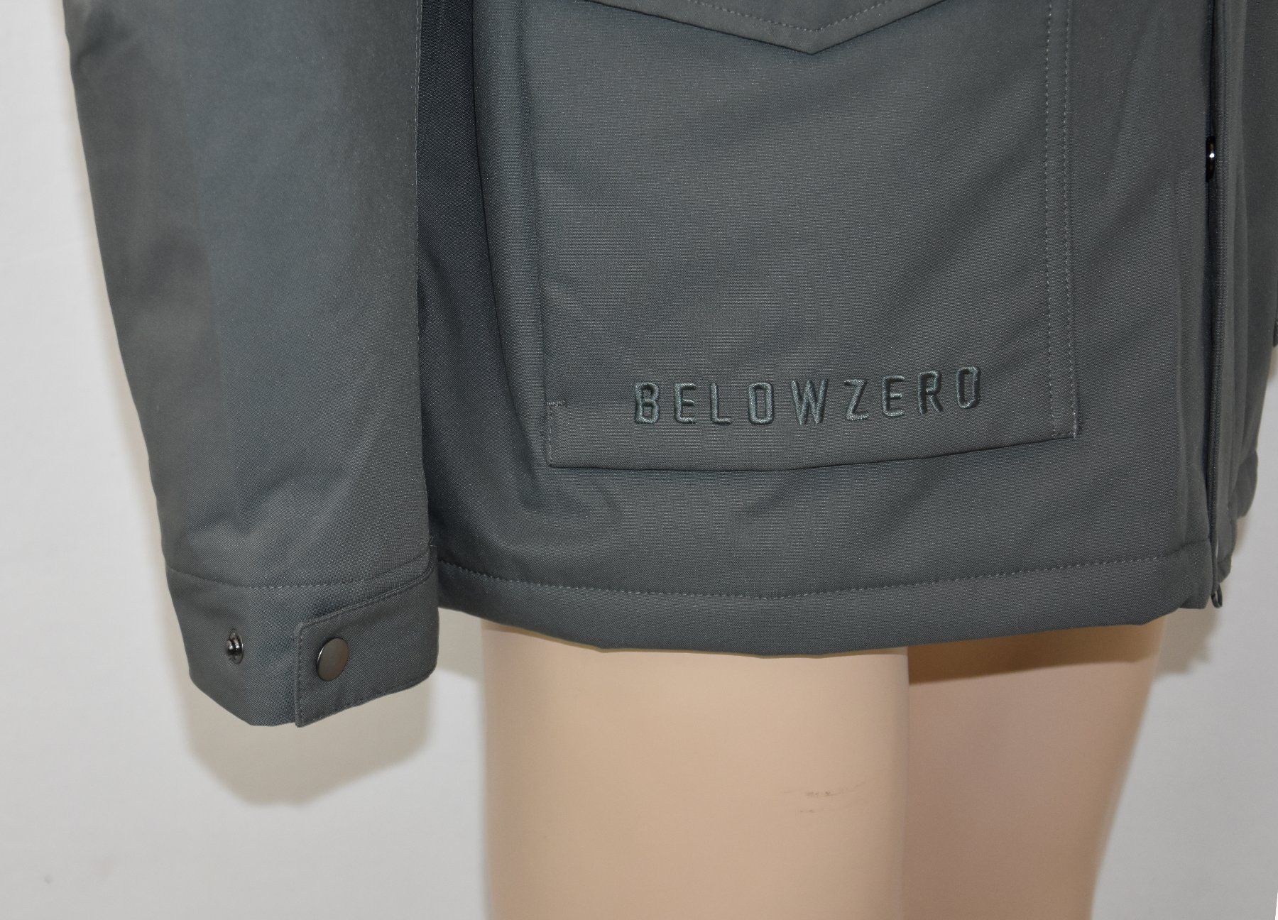 Giacche: BELOWZERO Herren Jacke Winterjacke/Freizeitjacke /grau/Gr.M – Nuovo e nell'imballaggio originale da Wohlenschwil venduto da EddieS-Outlet 4