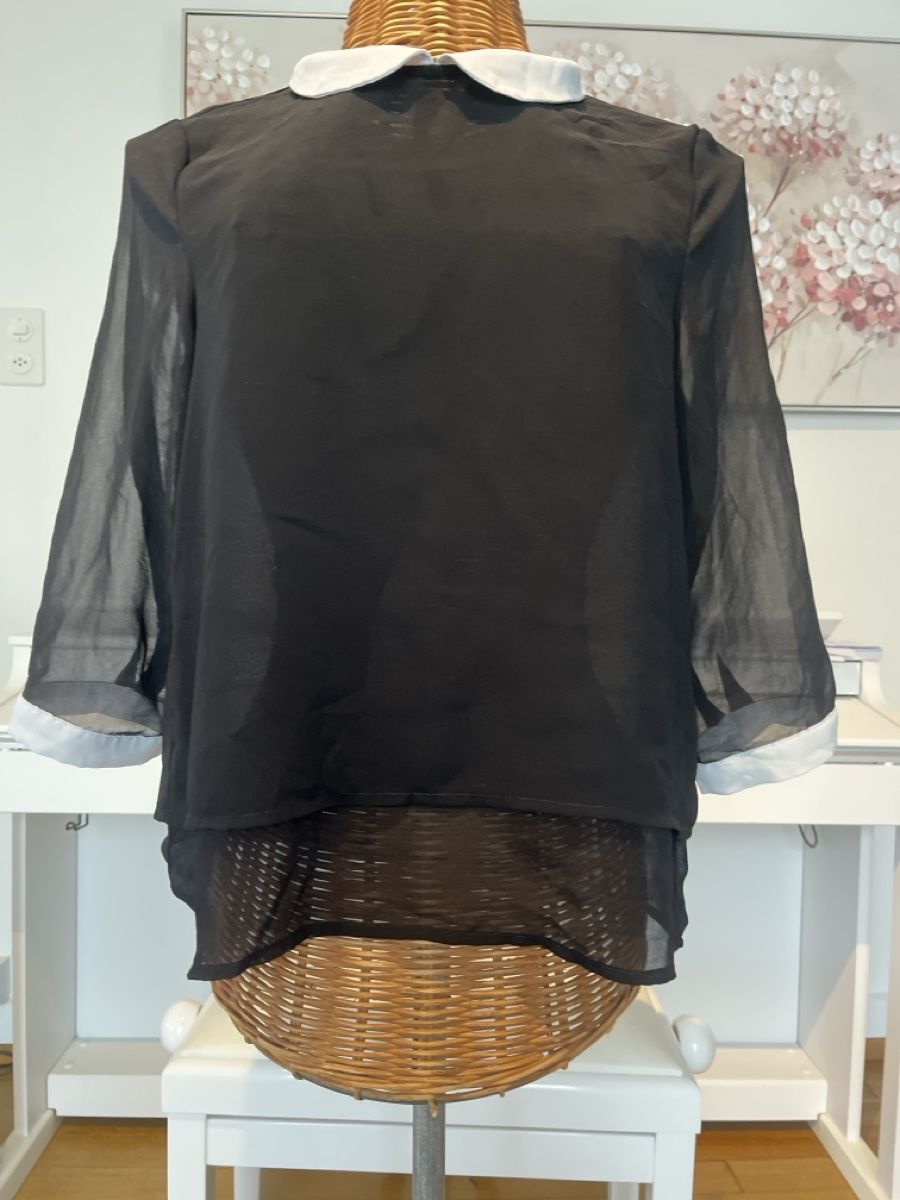 Pull&Bear Camicette: Bluse mit weissem Kragen, Pull&Bear, S – Usato da Solothurn venduto da Bobesch08 2