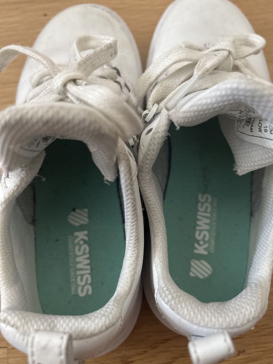 Schuhe für Jungen: K-Swiss Sneaker Unisex Kinder – Gebraucht aus Schlieren von Gizmo8952 3