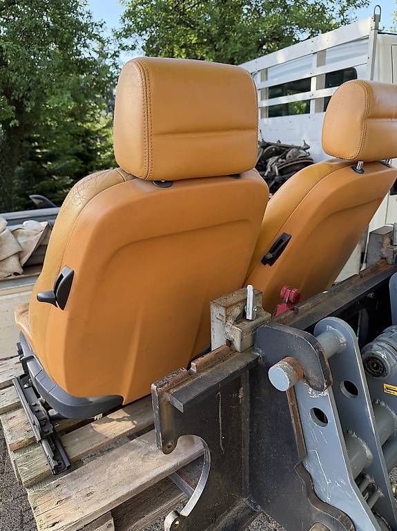 BMW Tutti pezzi di ricambio auto: Bmw e36 M3 Innenausstattung – Usato da Muri AG venduto da Aero96 4