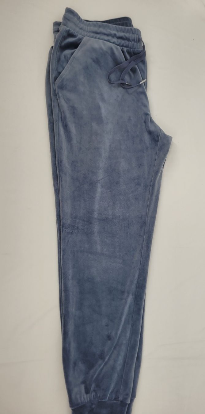 Costumes: TCHIBO ensemble velours M – D'occasion à Lausanne par PlusValue_Lausanne 3