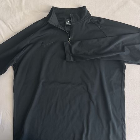 Nike Sportoberteil Grösse L