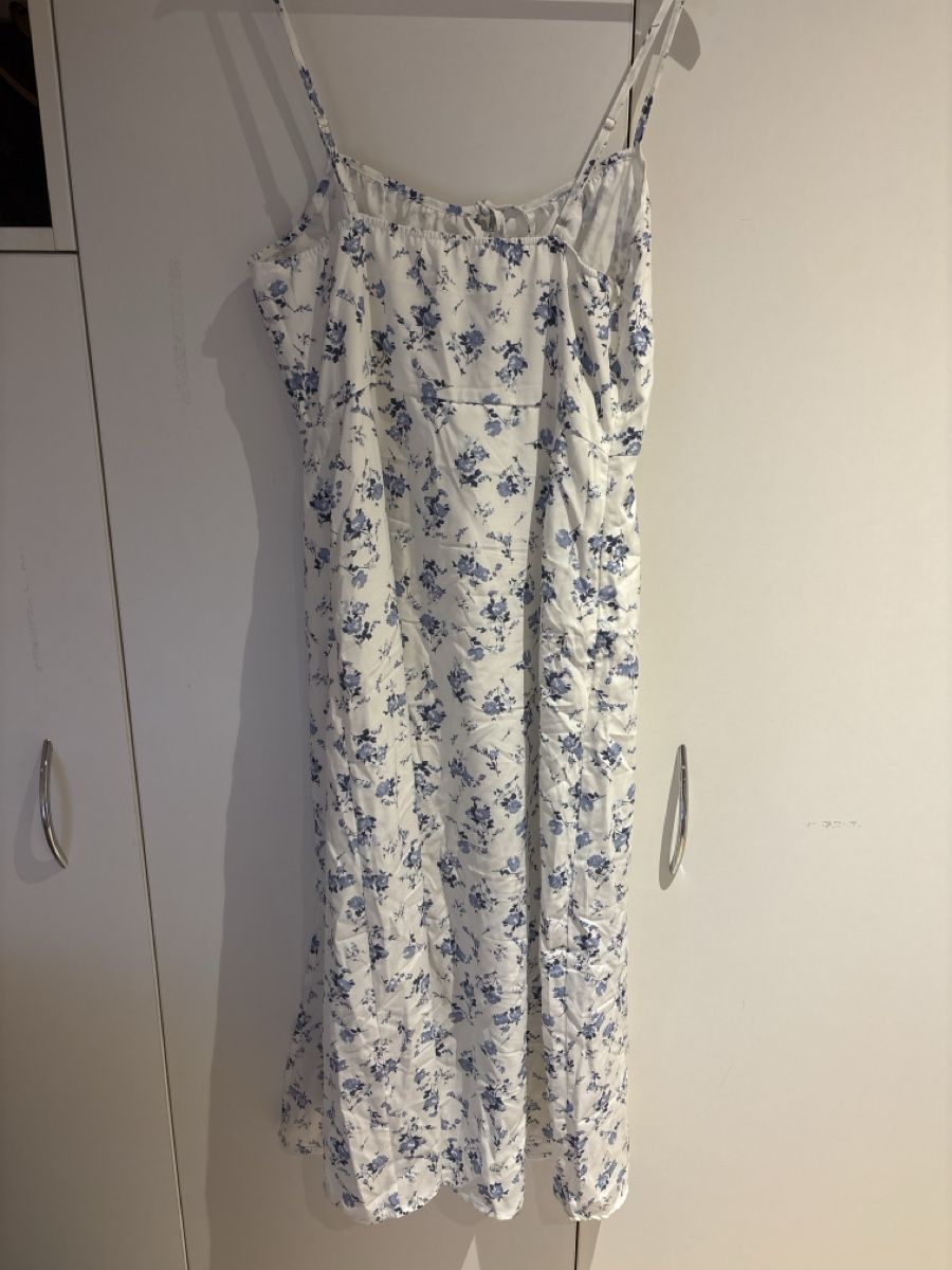 Shein Lotti di vestiti: 3 Sommerkleider – Nuovo (secondo la descrizione) da Hilterfingen venduto da lavendu 7