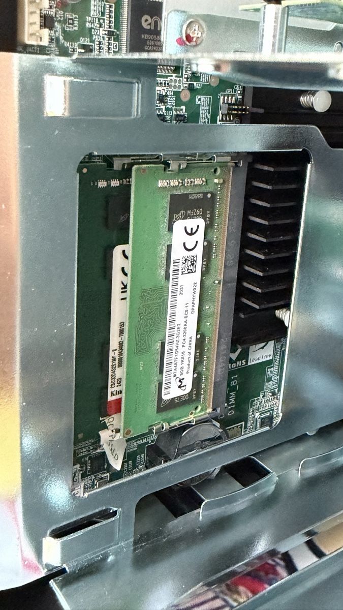 PC: Qnap Ts-453E mit garantie – Nuovo (secondo la descrizione) da Schwerzenbach venduto da Amv_w2s 3