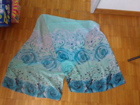 Damen Schal blau mit Rosen