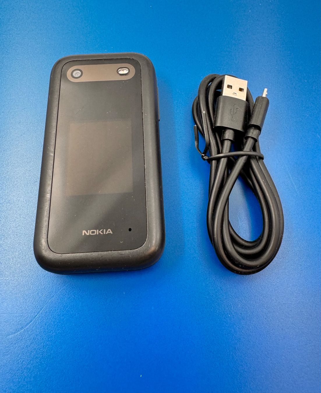 Nokia Handys / Smartphones: Nokia 2660 Flip 4G Dual SIM SIM Frei – Gebraucht aus Hermetschwil-Staffeln von Mobile2013 6
