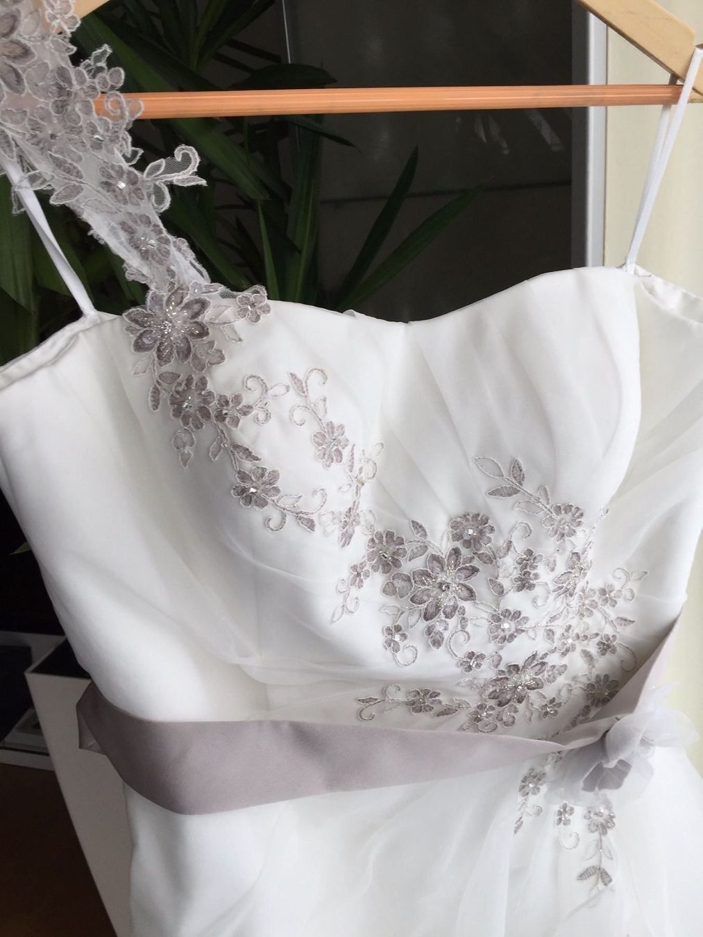 Vestiti: Hochzeitskleid – Usato da Lachen SZ venduto da boris3537 3