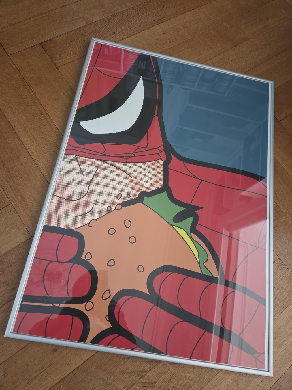 Foto & Immagini: Affiche Spiderman mangeant un burger encadrée - Pop Art – Usato da Territet venduto da Cenh 1