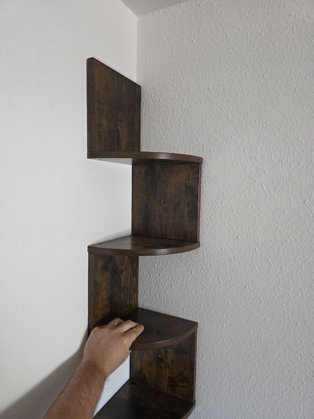 Scaffali: Eckregal - Wandregal - Holzoptik – Usato da Nussbaumen AG venduto da Gorhand 1