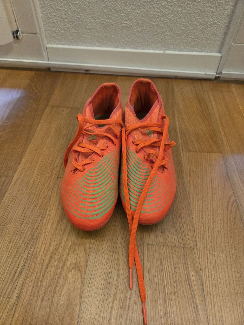 Adidas Scarpe da uomo: Fusballschuhe von Adidas Gr.35 – Usato da Ebikon venduto da SFrey01