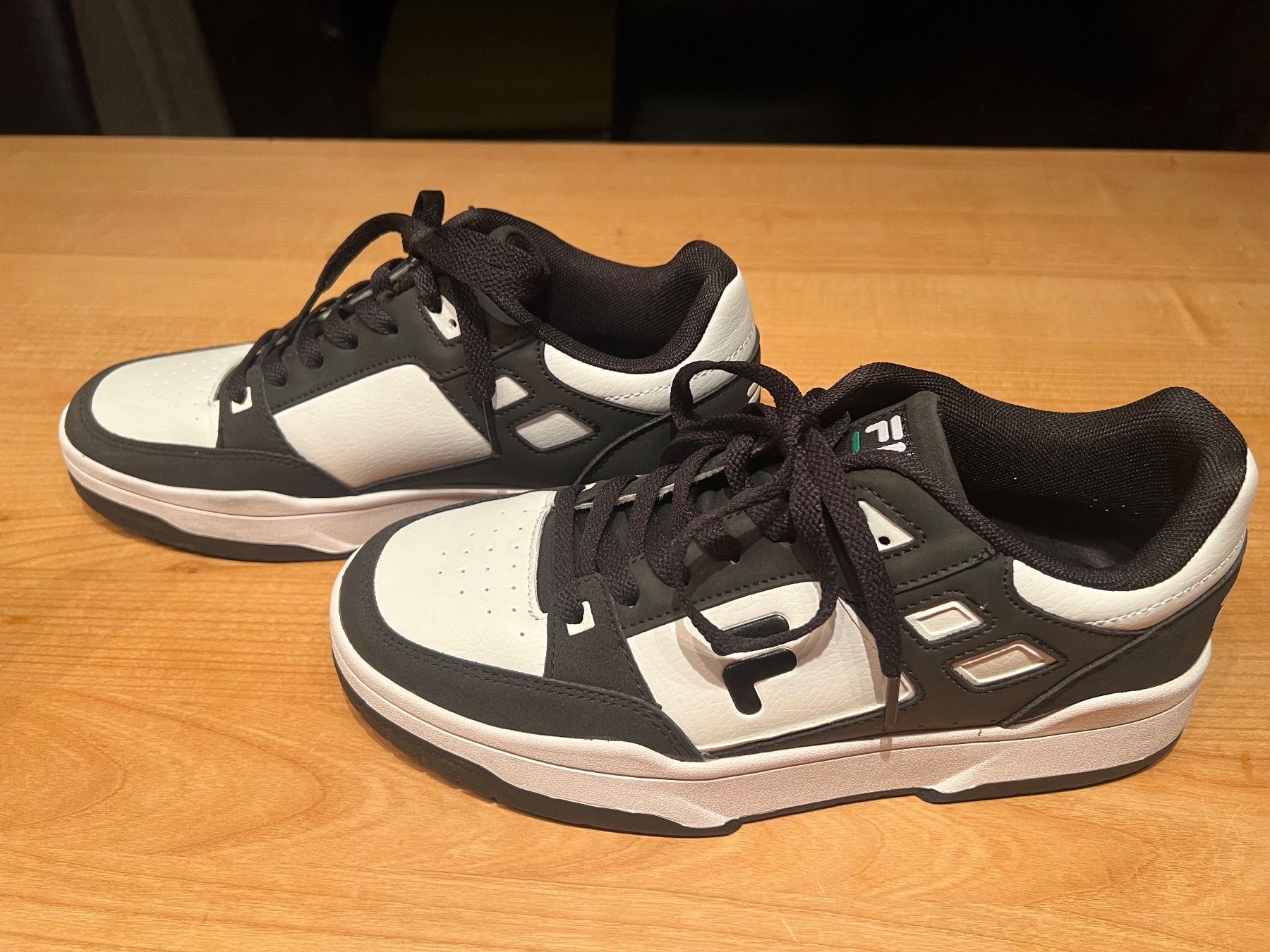 Fila Scarpe da uomo: FILA Sneaker weiss/schwarz Gr. 40 – Nuovo (secondo la descrizione) da Benglen venduto da Hubwig 2