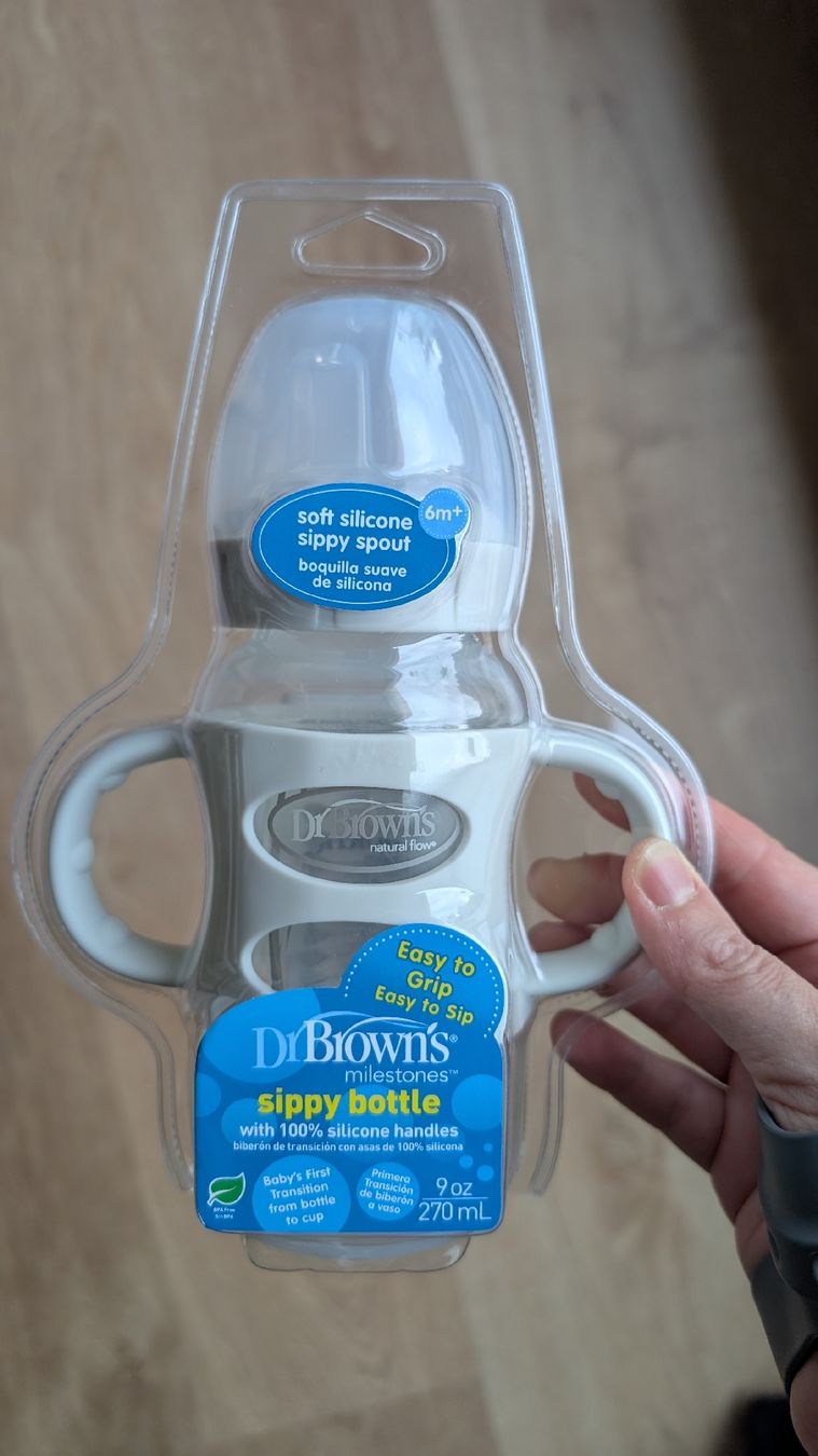 Pasti del neonato: NEW Dr Brown sippy cup / transition bottle – Nuovo e nell'imballaggio originale da Zürich venduto da MarianneZRH