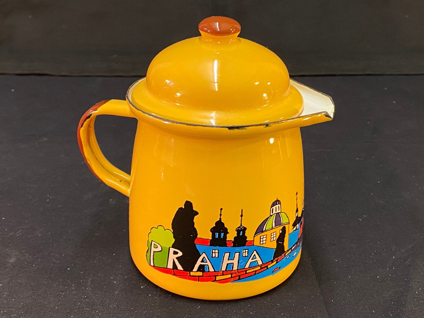 Tazze: 5 Vintage Emaille Krug/Becher – Usato da Schaffhausen venduto da VintageCity 5