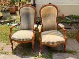 2X Antiker Lehnstuhl (66)