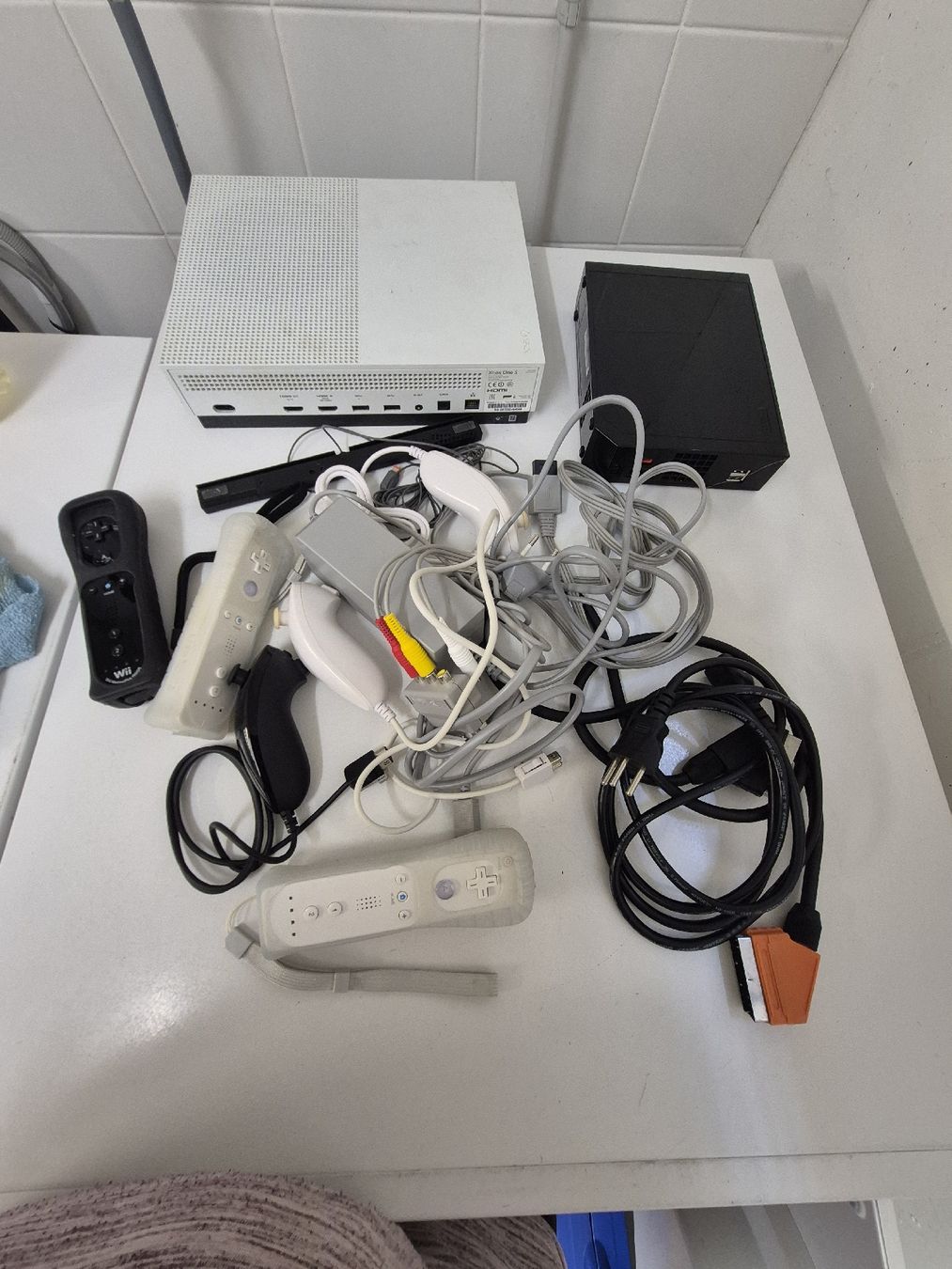 Microsoft Konsolen: console – Gebraucht aus Lugano von Maxpaney 2