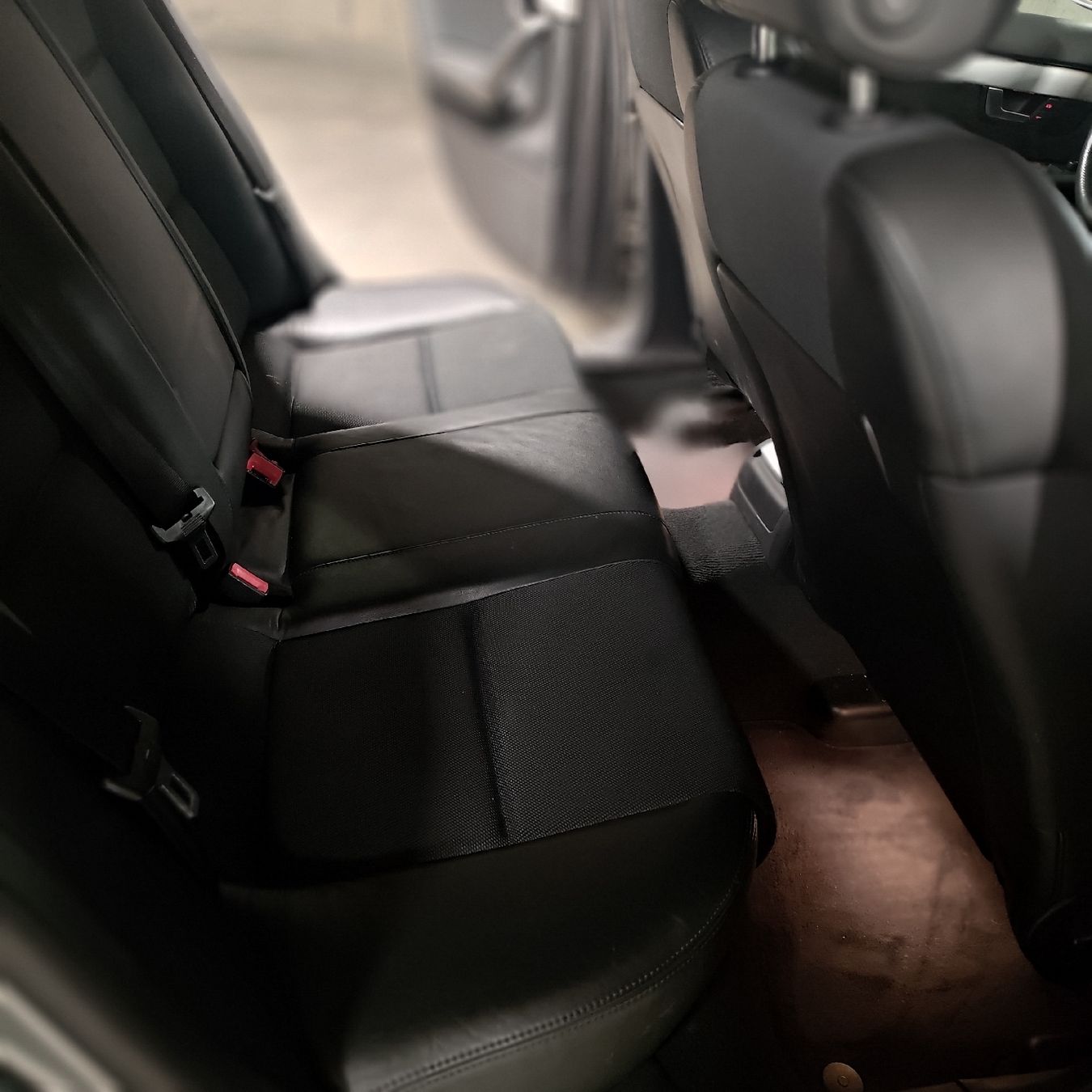 Audi Autos: Audi A4 – D'occasion à Egliswil par bru_8n9d 4