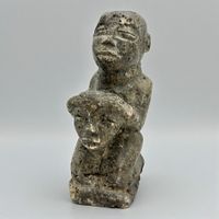 Sculpture Nomoli antique en pierre naturelle - Sierra Leone