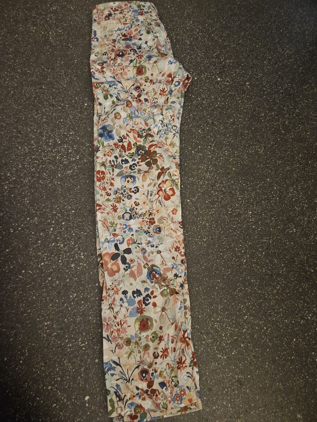 Raffaello Rossi Pantaloni: Raffaello Rossi Hose Blumen Muster Gr 34  – Nuovo (secondo la descrizione) da Anwil venduto da tamoos 1