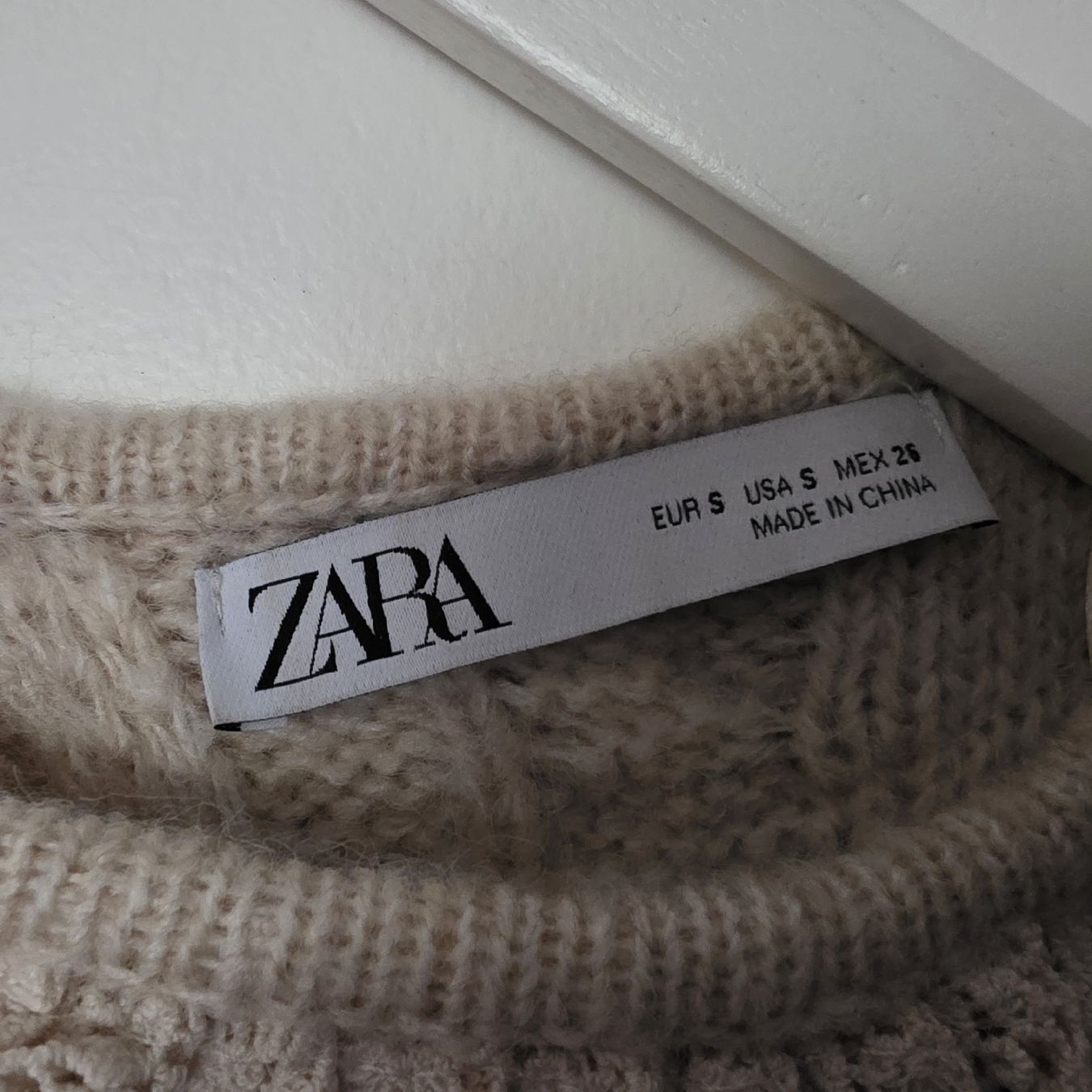Zara Pullover & Sweatshirts: ZARA Strickpullover mit Spitze, Grösse S/M, Top Zustand! – Neu (gemäss Beschreibung) aus Rheinsulz von Gilea 4