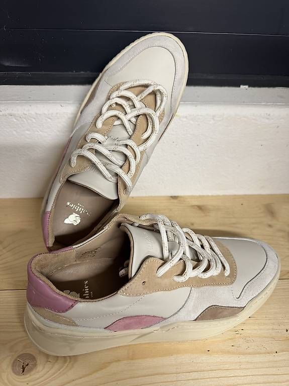 Bobbies Damenschuhe: Sneaker Bobbies Gr. 38 – Gebraucht aus Frutigen von sal_9lqd 1