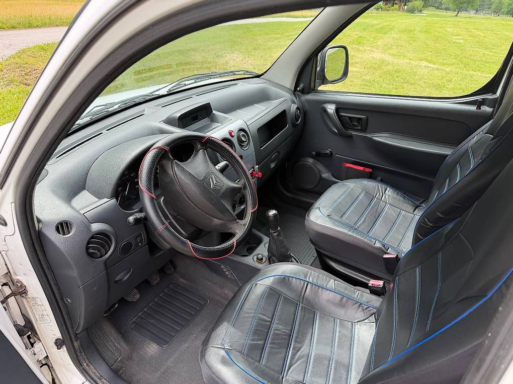 Autos: Citroen berlingo – D'occasion à Lostallo par ant_r7wr 3
