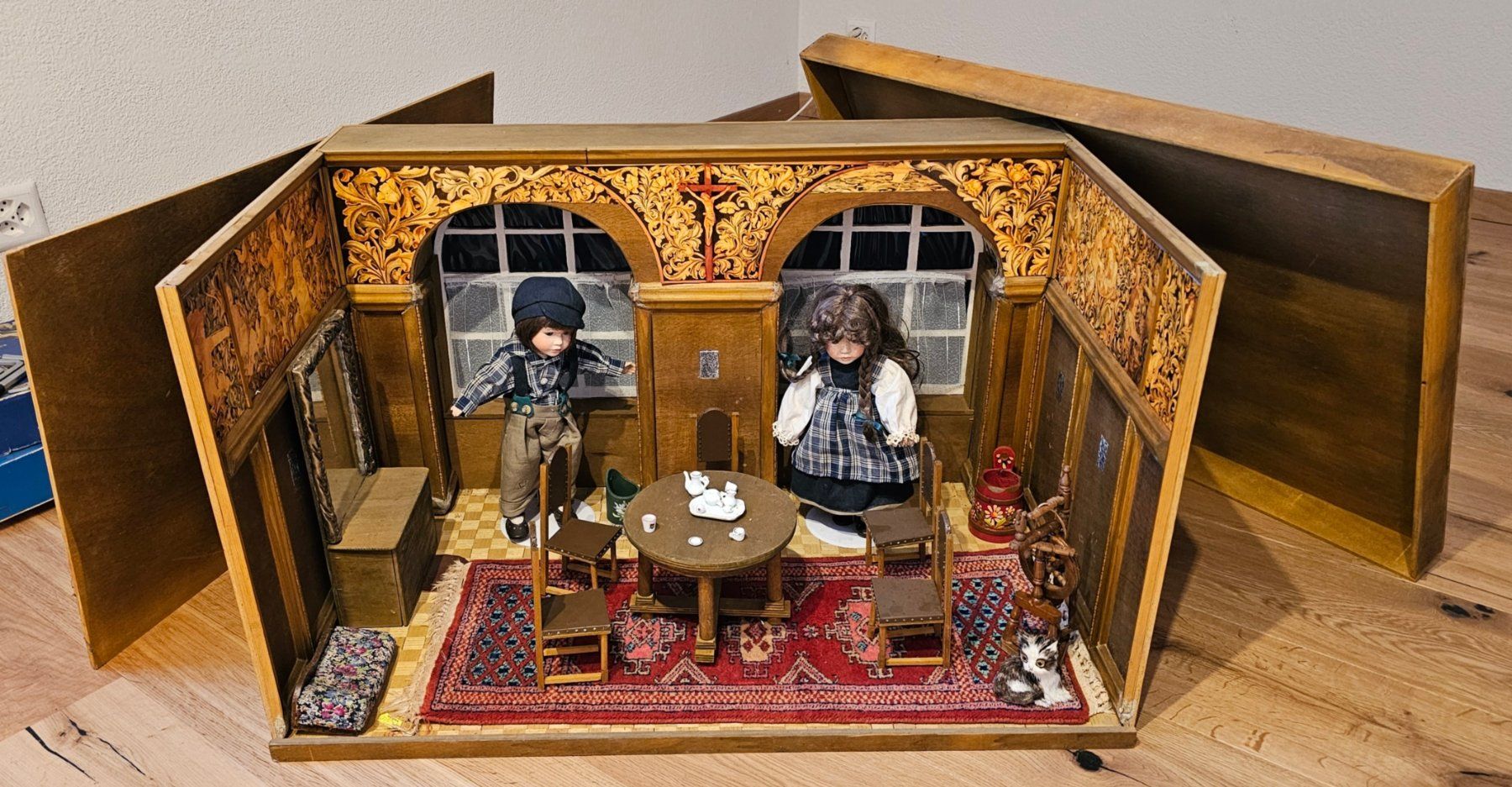 Puppenhäuser & -möbel: Puppenhaus, Spielstube – Gebraucht aus Walenstadt von pedroju-1