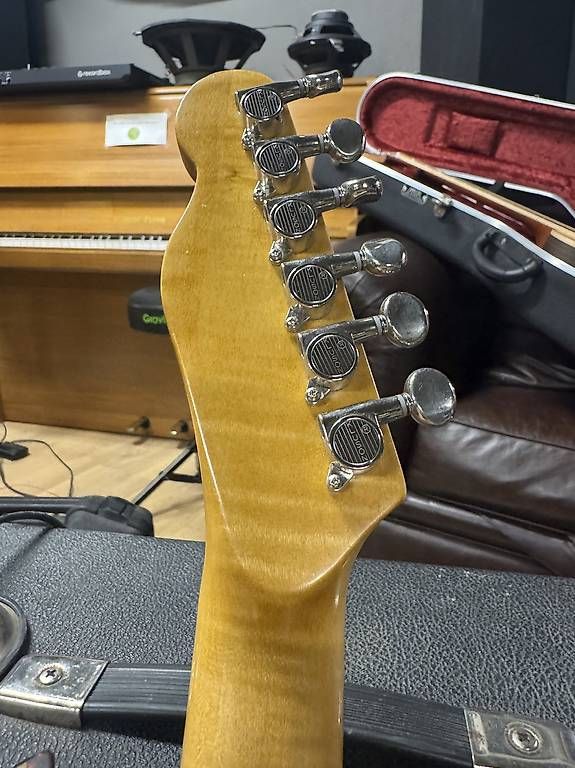 Strumenti musicali: Boutique // Custom Shop Telecaster Swamp Ash & Flame Maple – Usato da Zürich venduto da tuffcookie 3