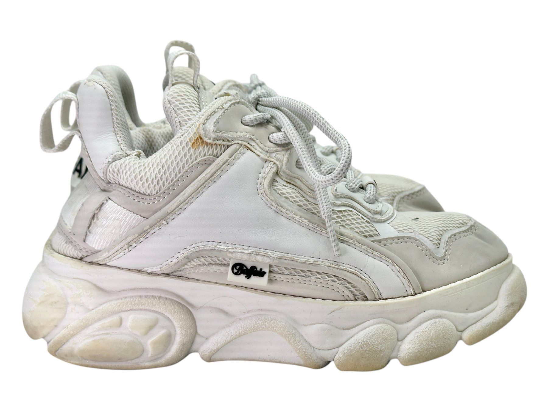 Buffalo Damenschuhe: Buffalo Baskets Cld Chai Vegan. Pointure 37 – Gebraucht aus Morges von Auct 5