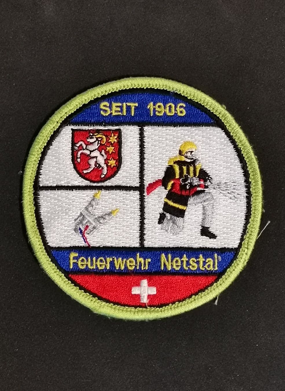 Plaketten & Abzeichen: Badge sapeur pompier – Gebraucht aus Payerne von jacmar