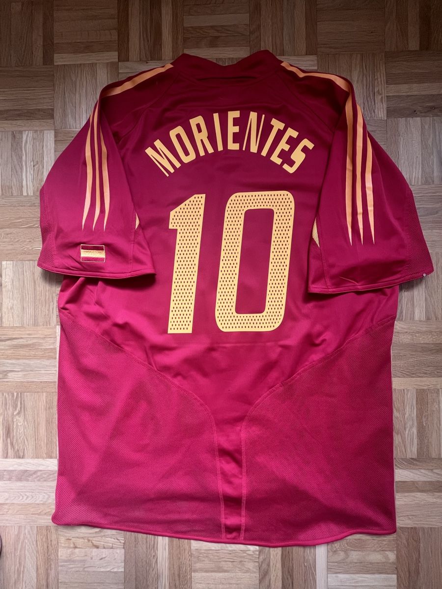 Adidas Canottiere & Pantaloni: Original Morientes Spanien 2004 Trikot XL – Usato da Burgdorf venduto da Shirtsy
